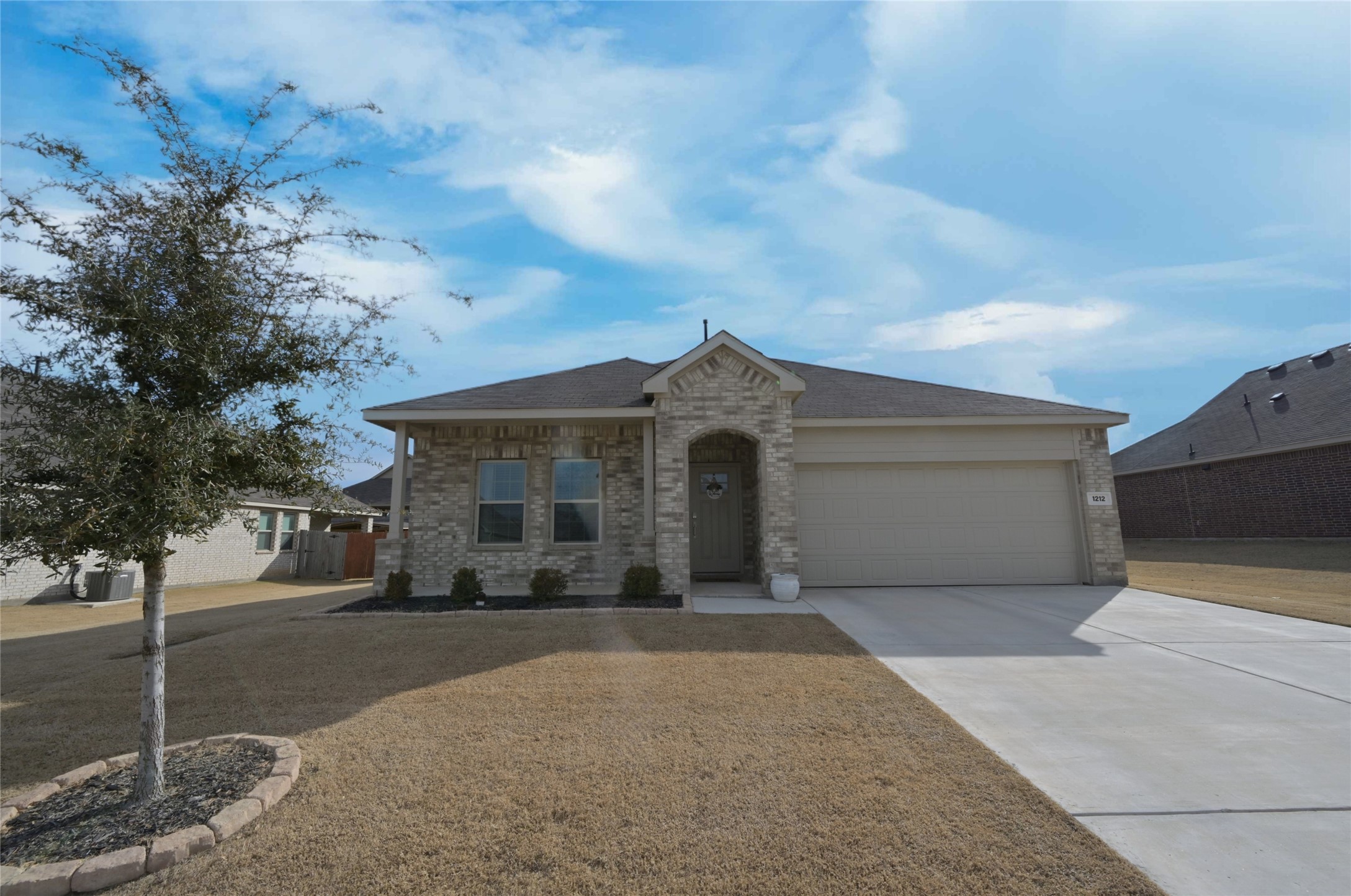 1212 Almond Road Azle TX 76020