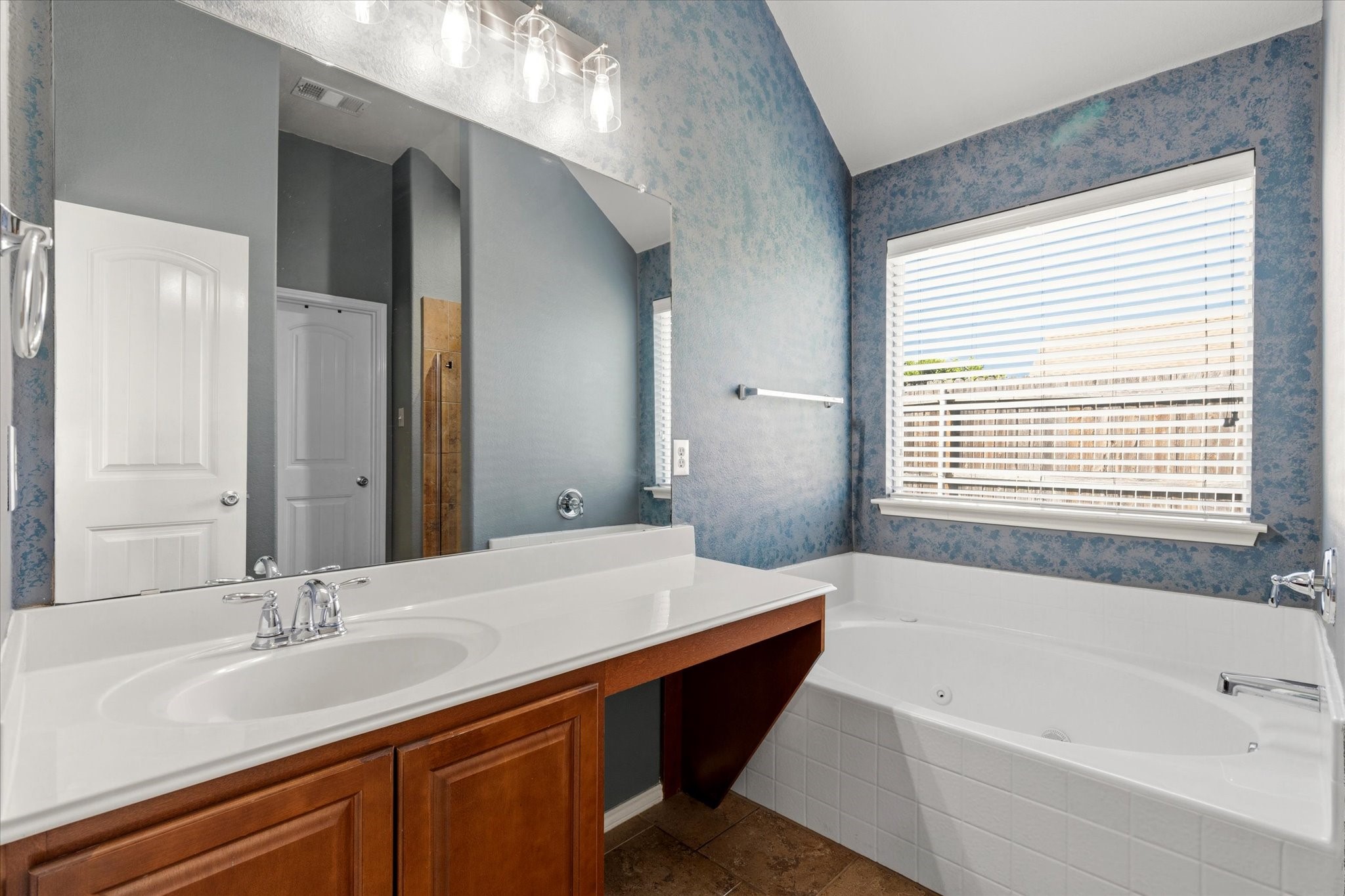 1113 Grand National Boulevard Fort Worth TX 76179