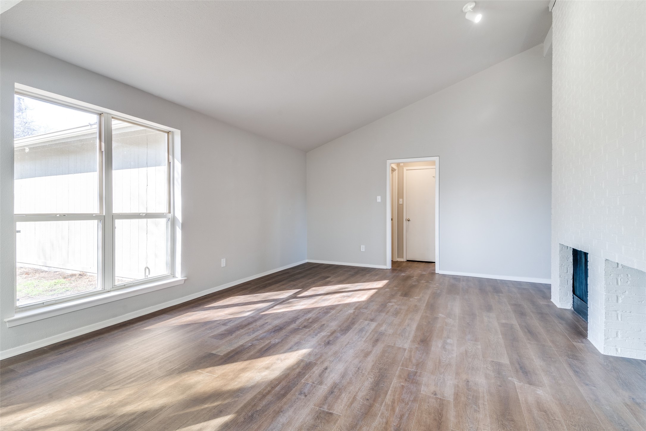 207 Aston Drive Richardson TX 75081