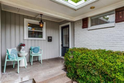 8820 Larchwood Drive Dallas TX 75238