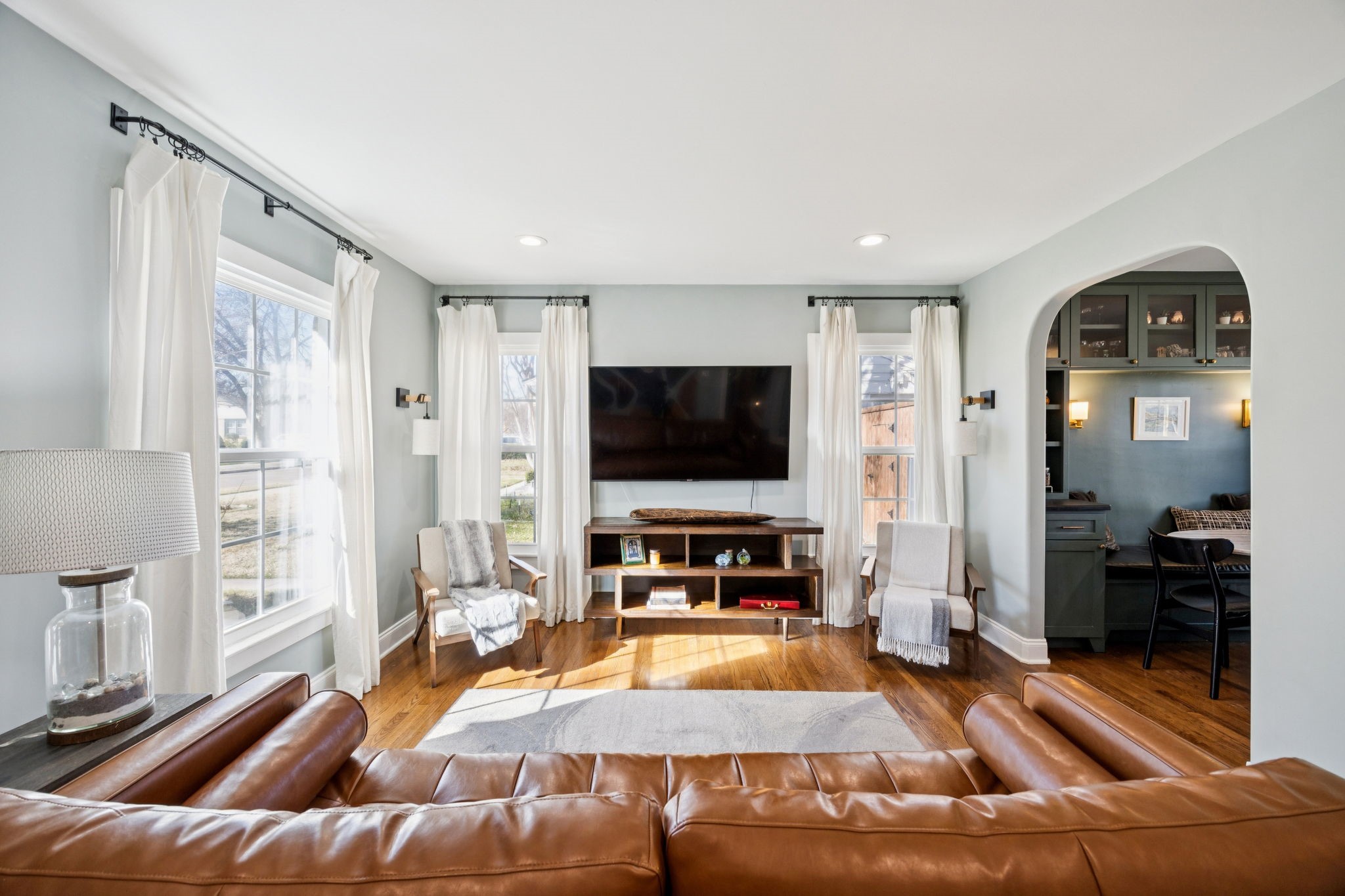 576 Brookhurst Drive Dallas TX 75218