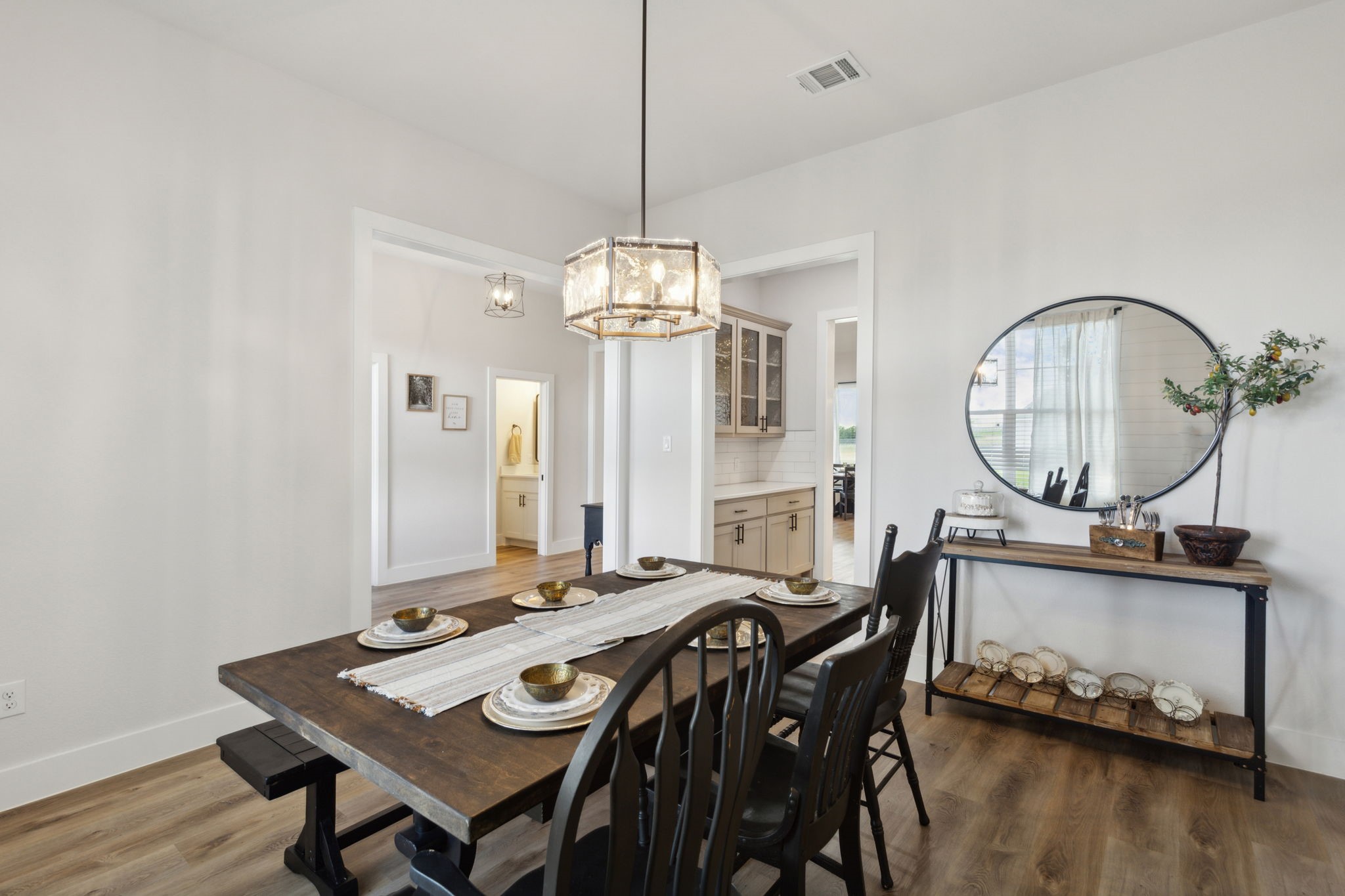 25 Dove Landing Valley View TX 76272