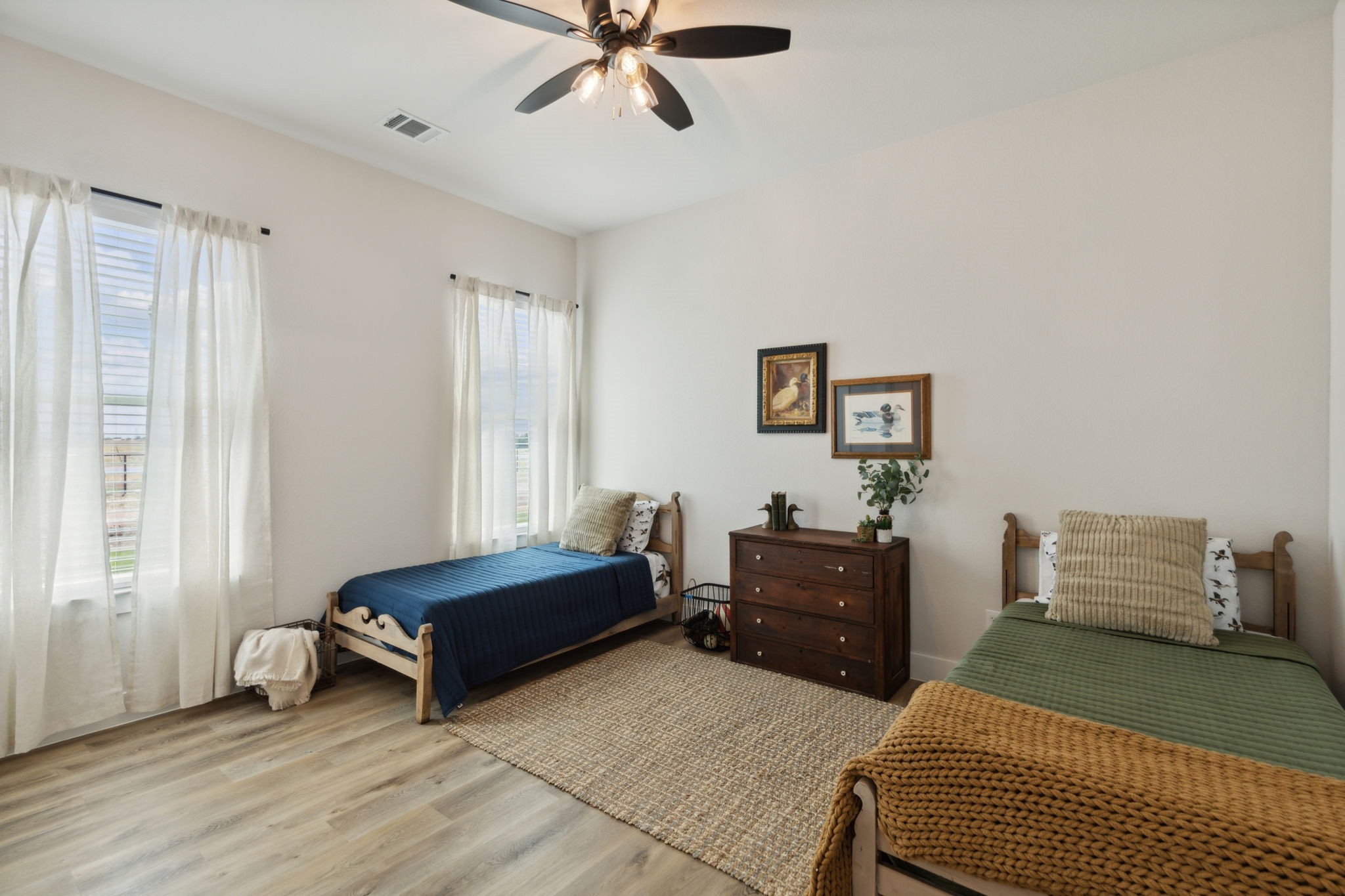 25 Dove Landing Valley View TX 76272