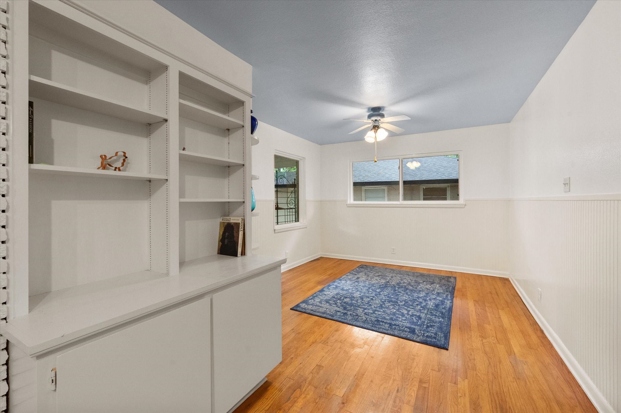 1209 W Lilly Lane Arlington TX 76013