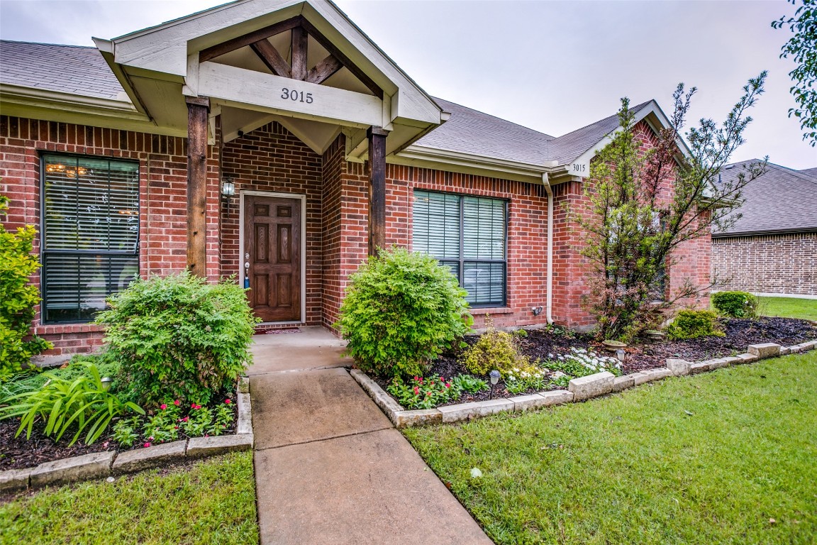 3015 Carlton Parkway Waxahachie TX 75165