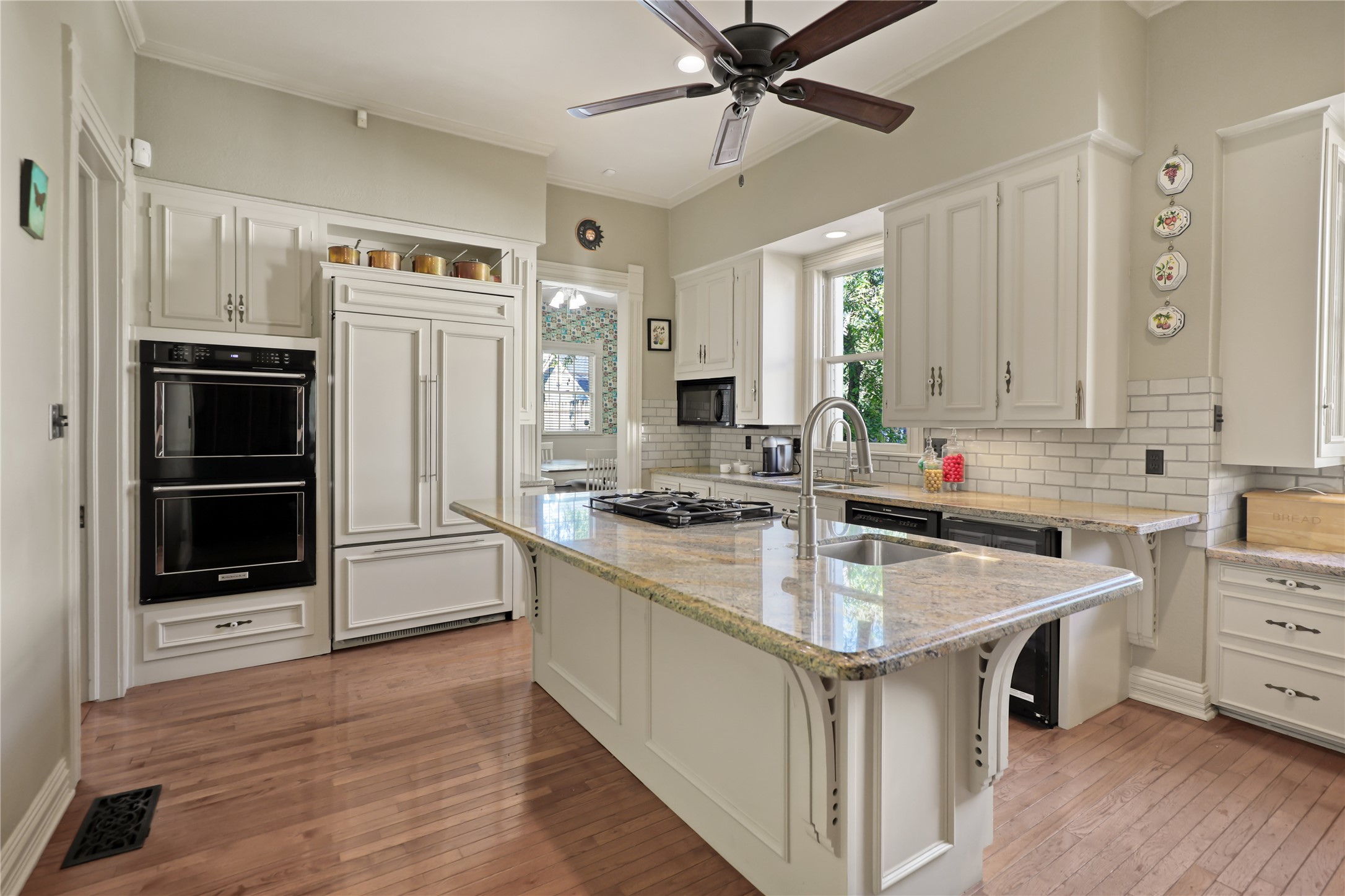 903 N College Street Mckinney TX 75069