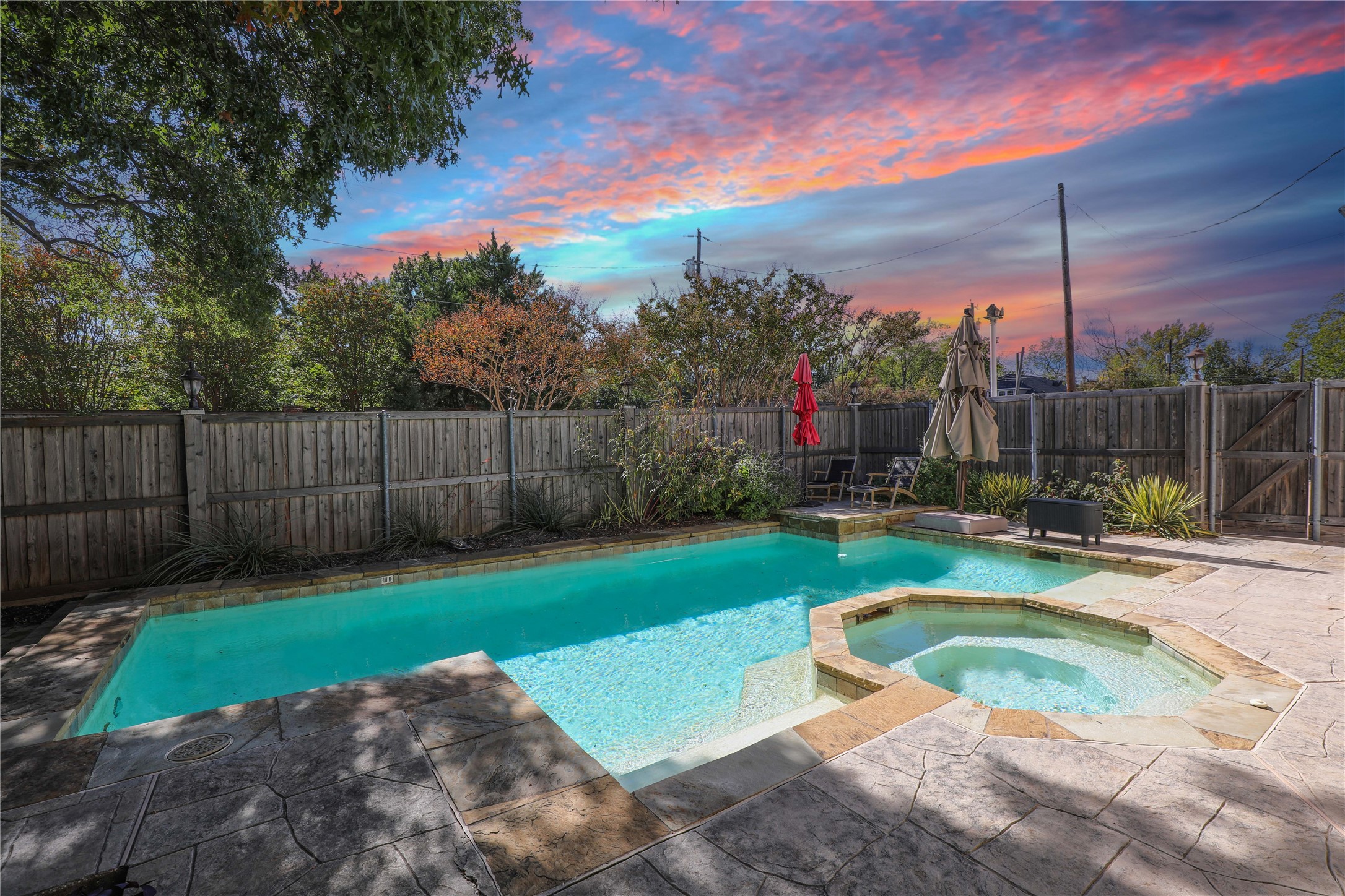 903 N College Street Mckinney TX 75069