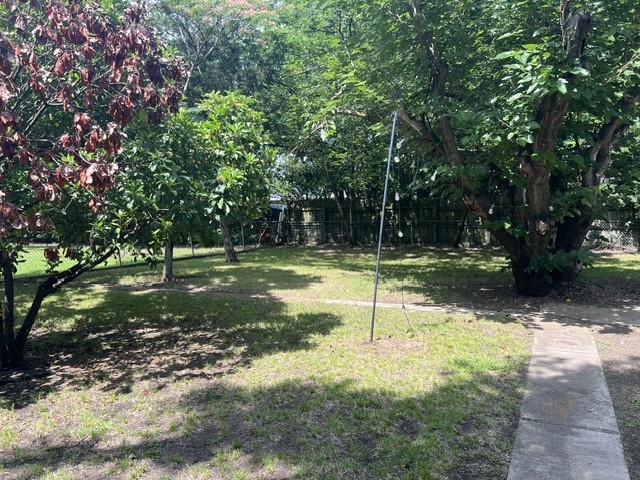 1211 Belmont Street Gainesville TX 76240