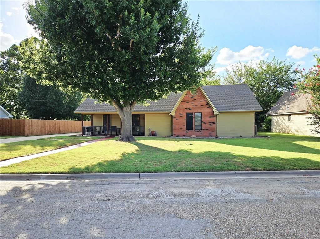 804 Crestline Drive Mexia TX 76667
