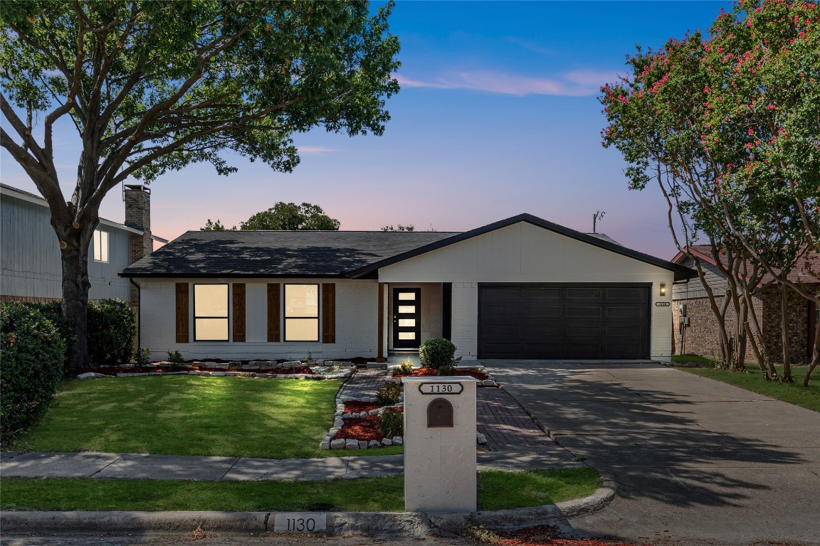 1130 Via Del Rey Mesquite TX 75150