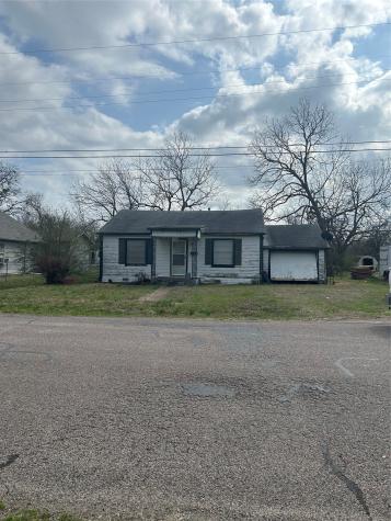 509 Allen Avenue Bonham TX 75418