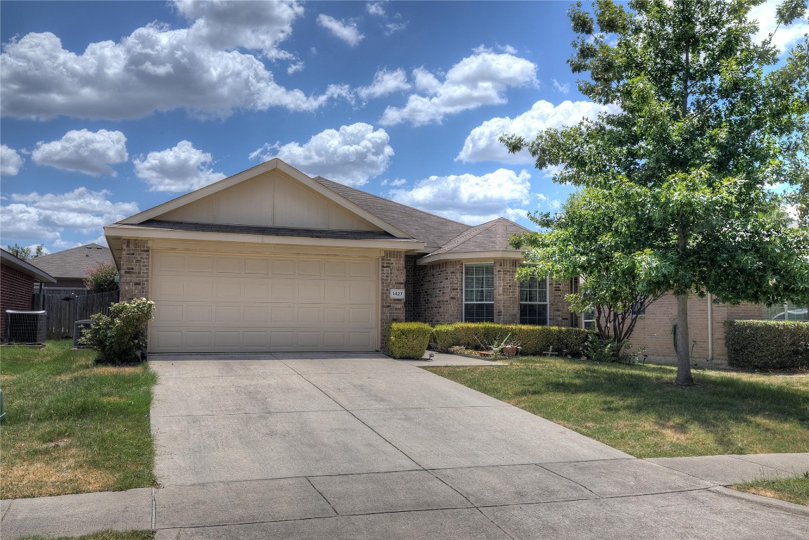 1427 Reiger Drive Greenville TX 75402