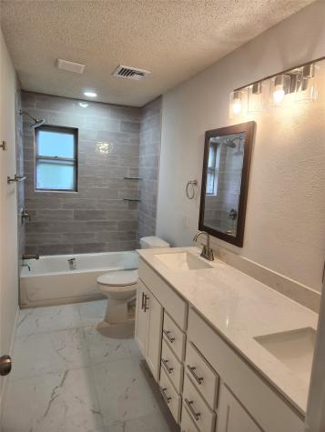 1838 Oak Hill Circle Dallas TX 75217
