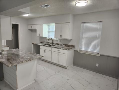 1838 Oak Hill Circle Dallas TX 75217