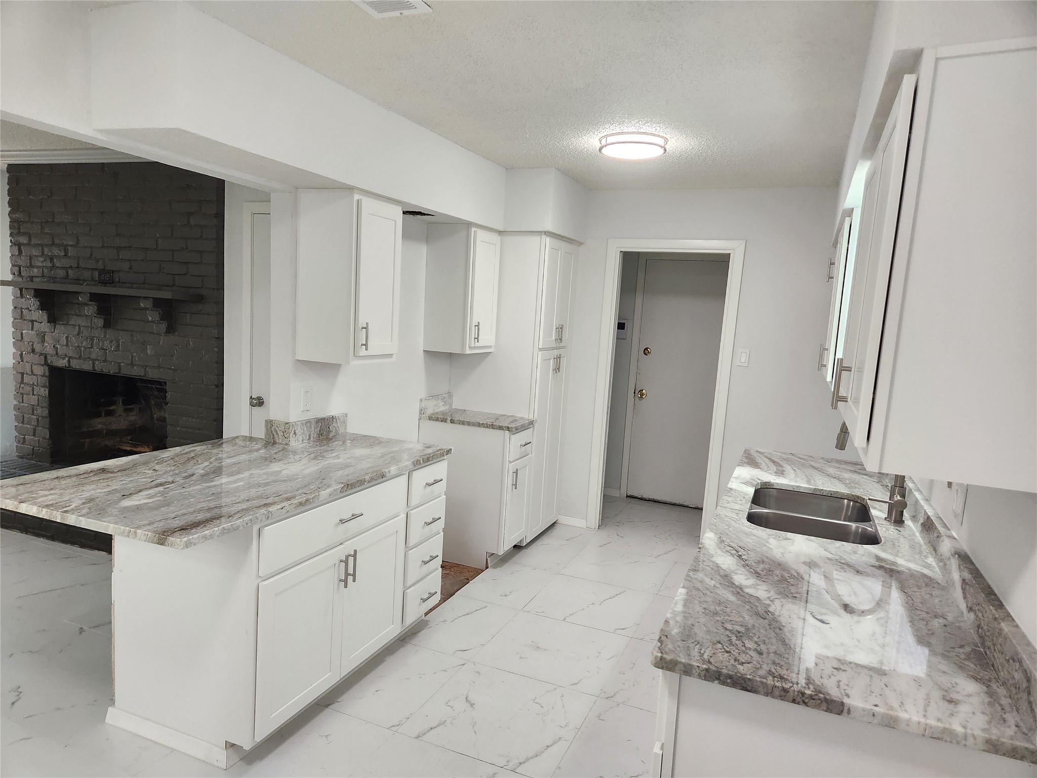 1838 Oak Hill Circle Dallas TX 75217