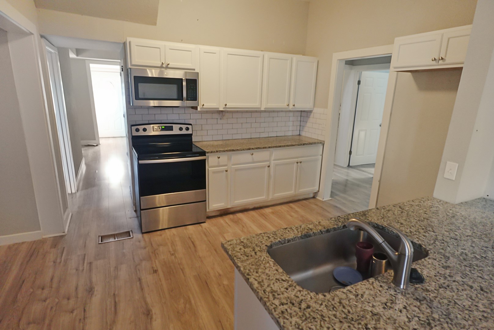 241 W Ross Avenue De Leon TX 76444