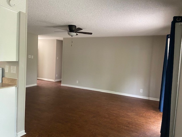 1013 SE 3rd Street Grand Prairie TX 75051