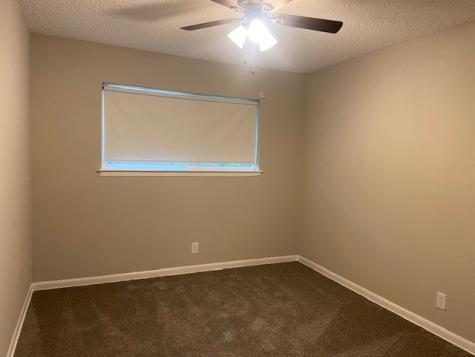 1013 SE 3rd Street Grand Prairie TX 75051