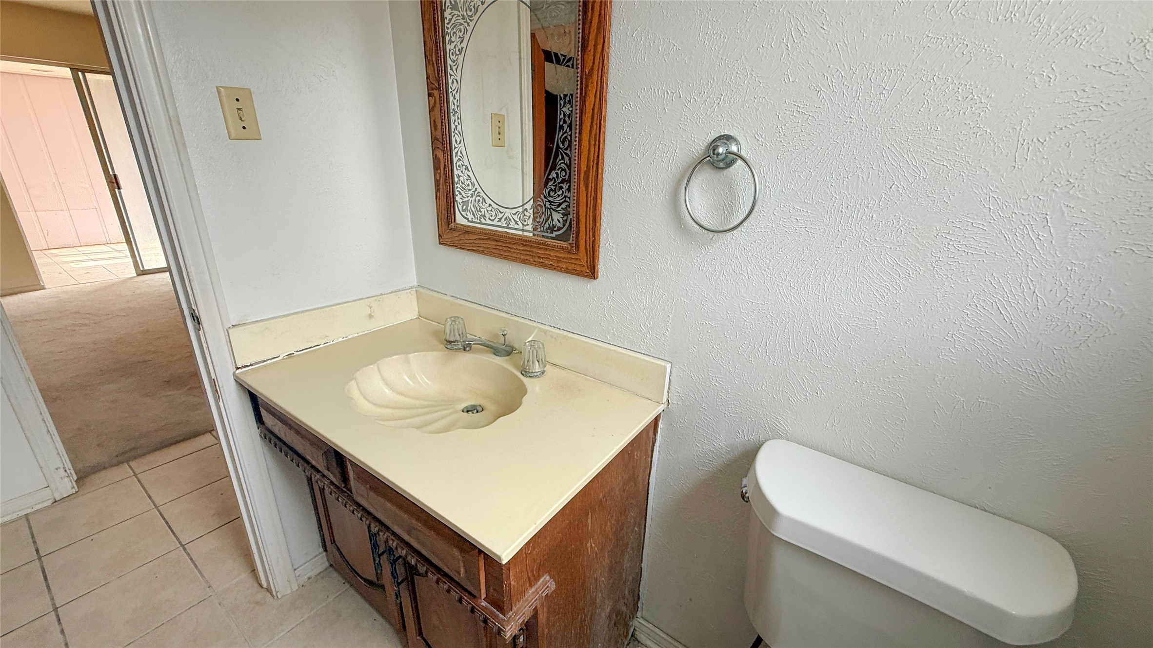 1004 Rosewood Drive Desoto TX 75115