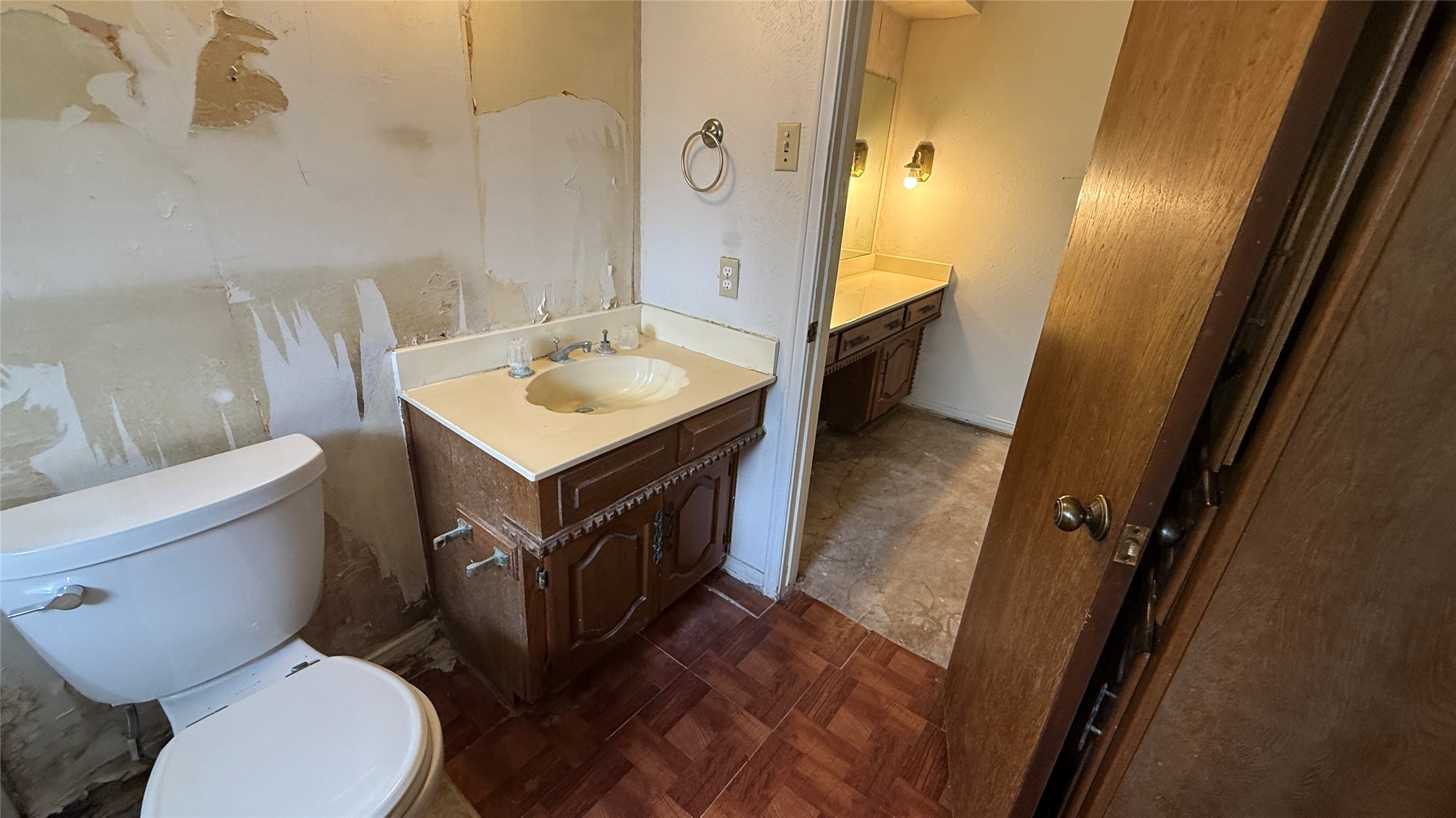 1004 Rosewood Drive Desoto TX 75115