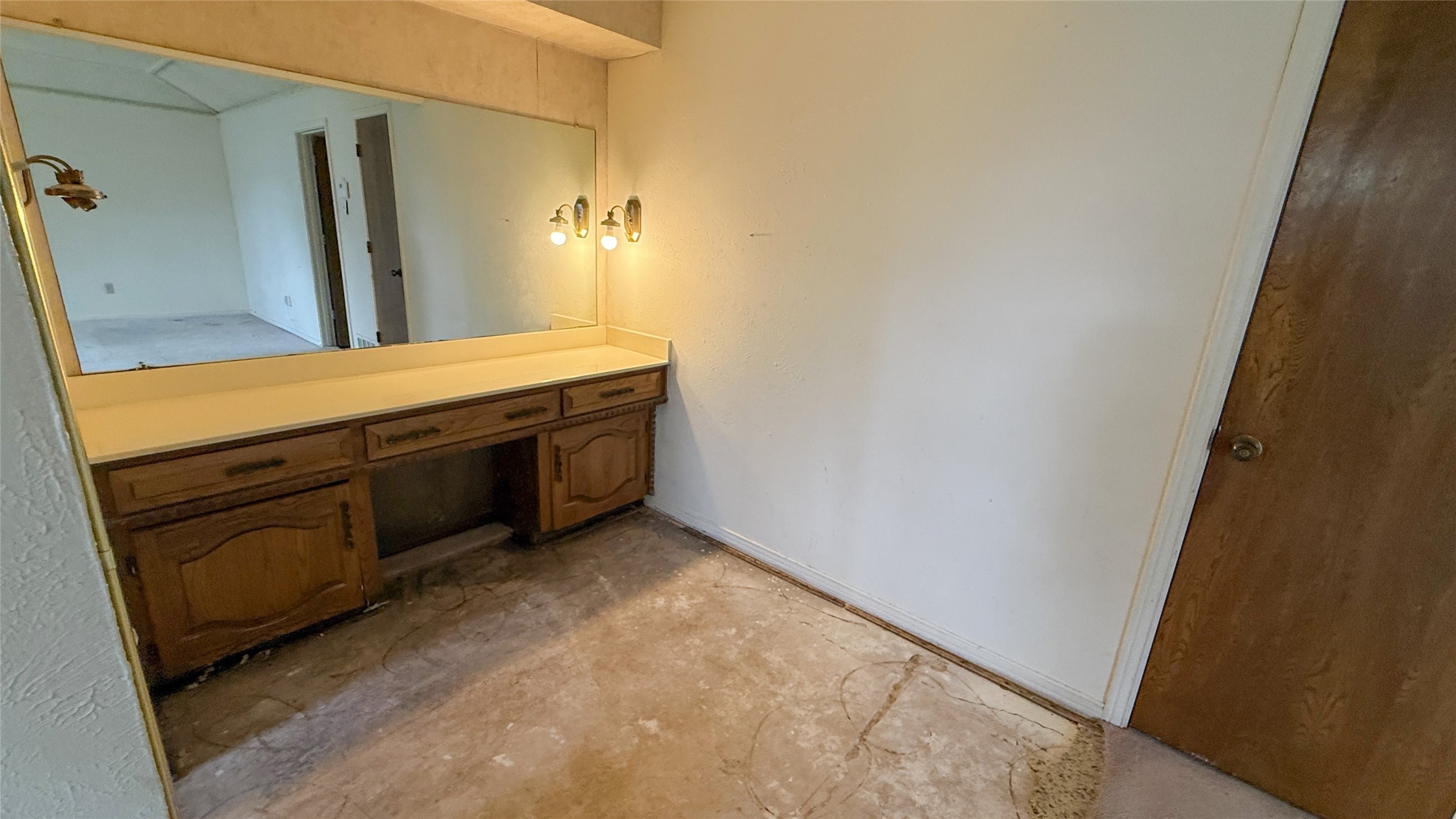 1004 Rosewood Drive Desoto TX 75115