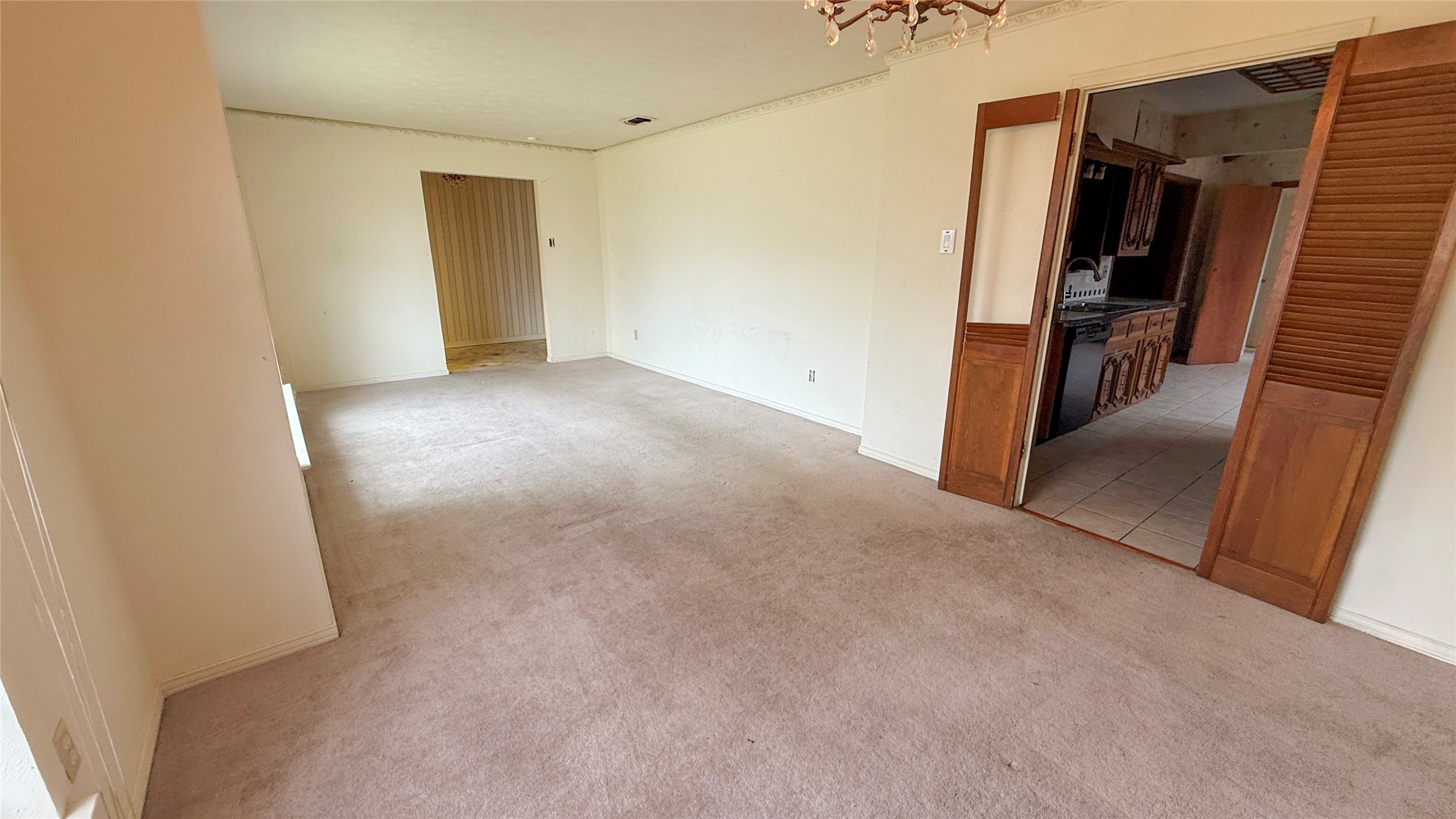 1004 Rosewood Drive Desoto TX 75115