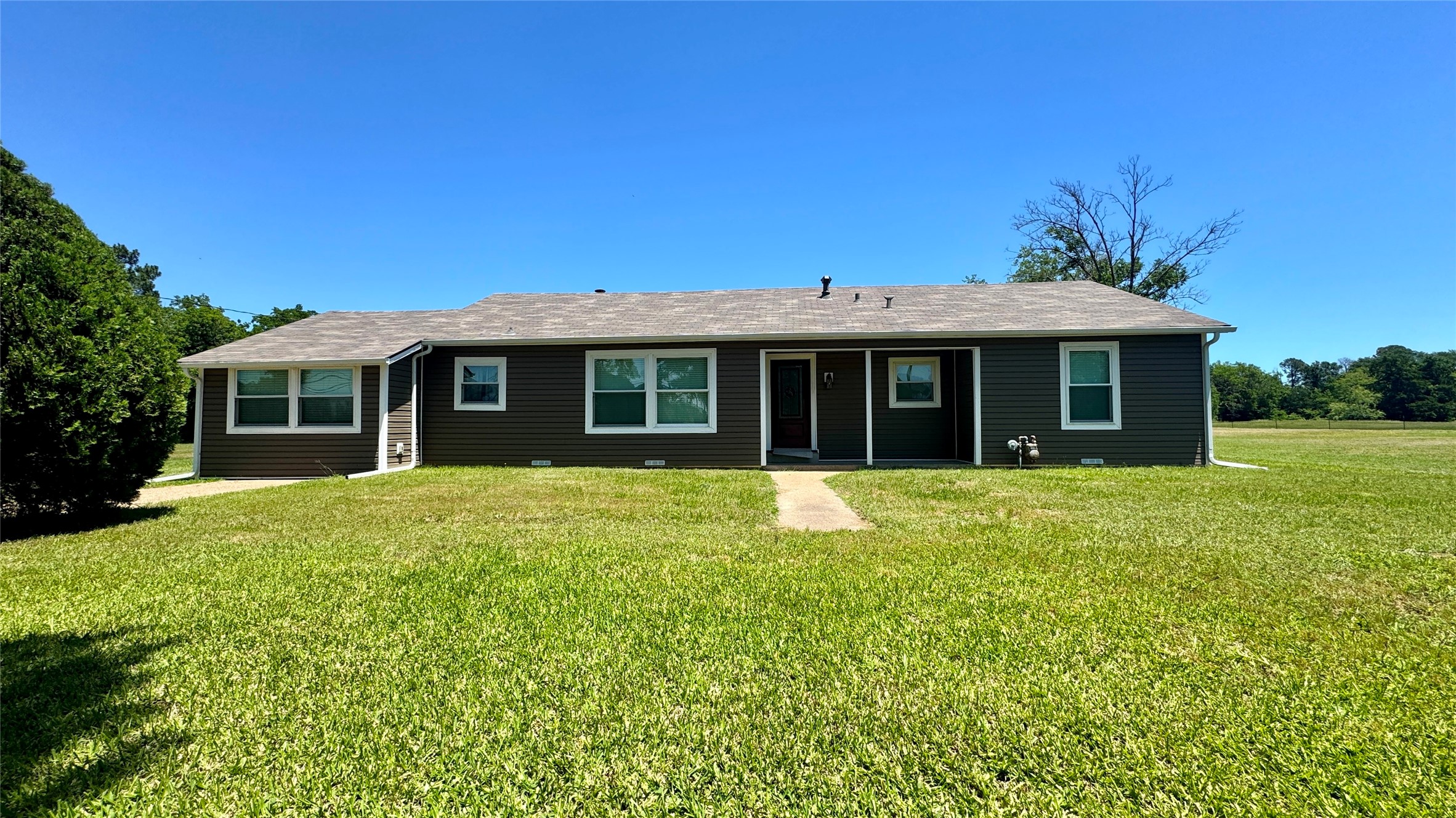 1118 Griffith Avenue Terrell TX 75160