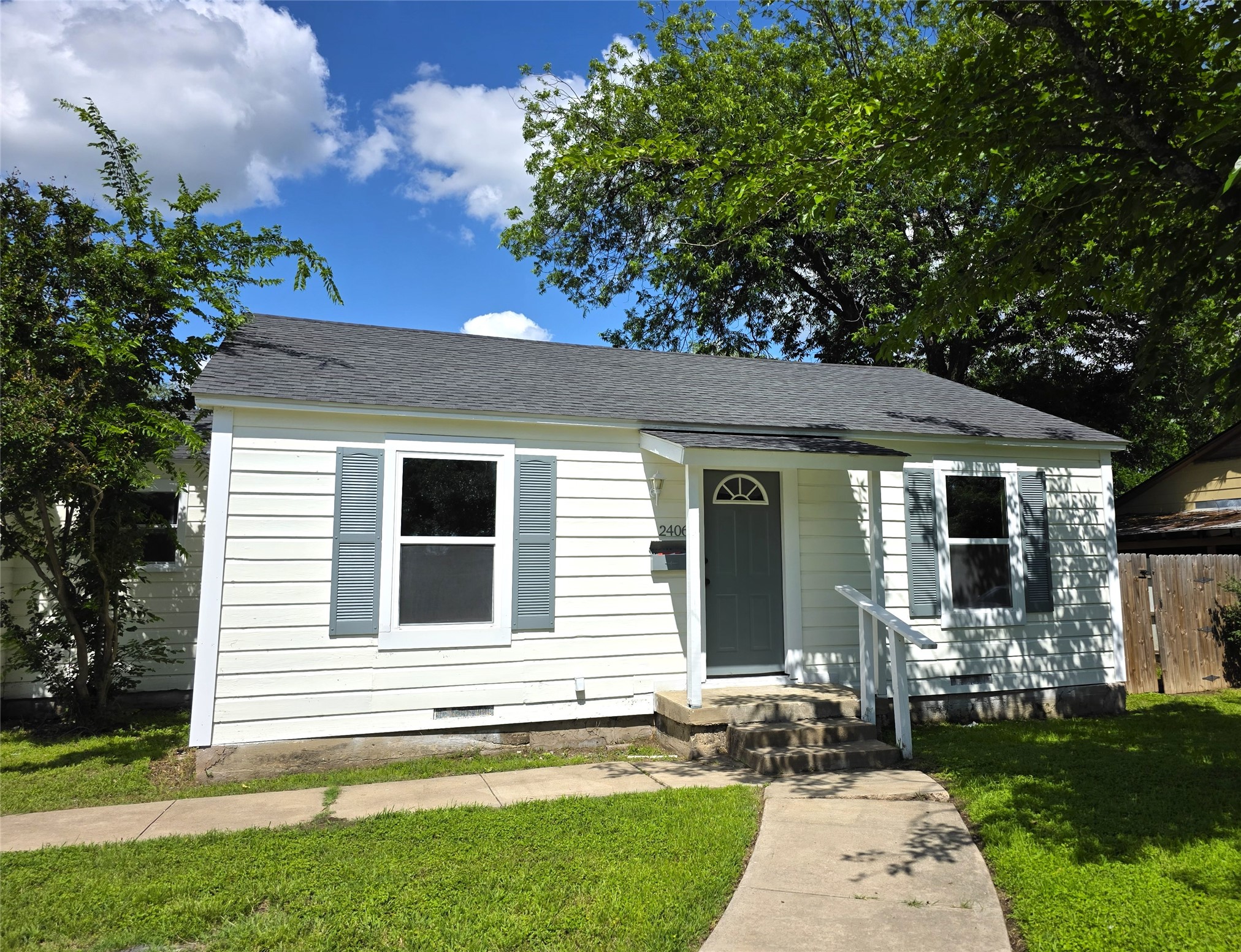 2406 Elizabeth Drive Brownwood TX 76801