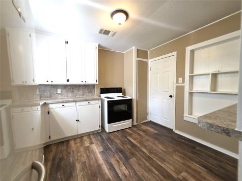 2406 Elizabeth Drive Brownwood TX 76801