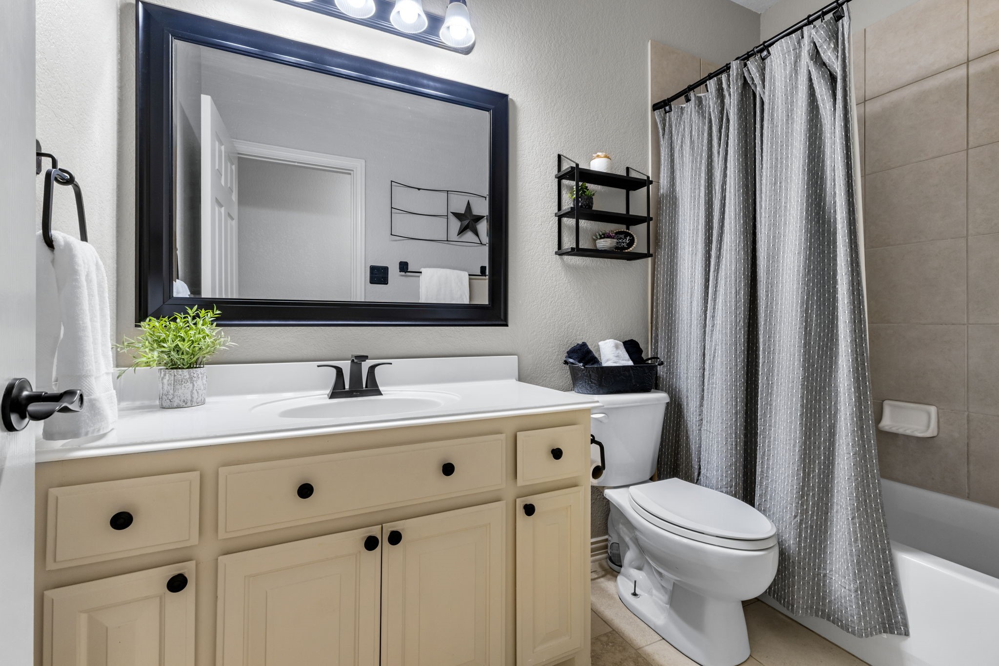 1904 Winchester Street Mckinney TX 75072
