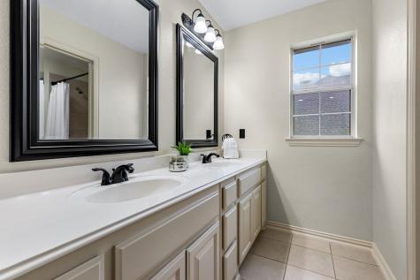 1904 Winchester Street Mckinney TX 75072