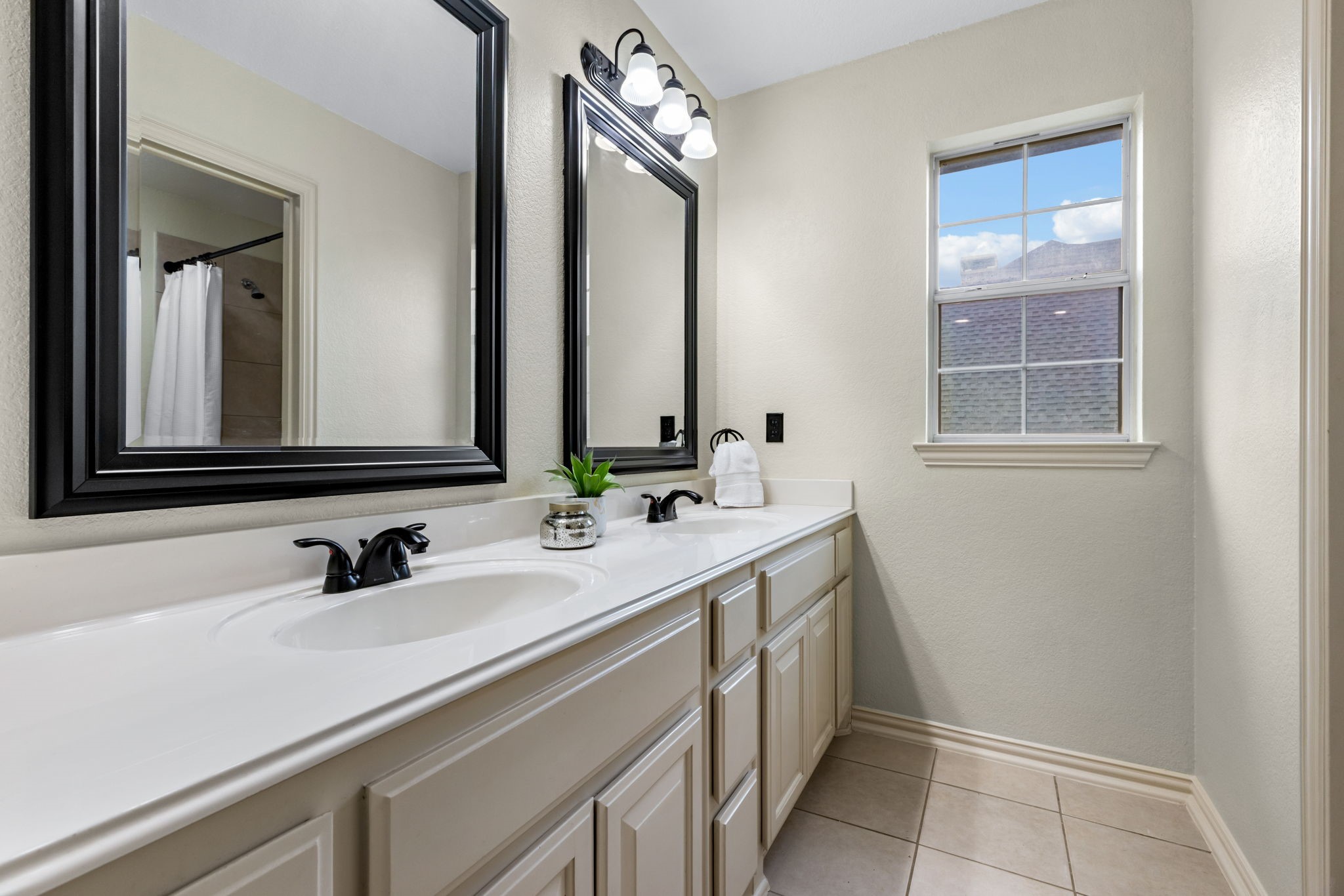 1904 Winchester Street Mckinney TX 75072