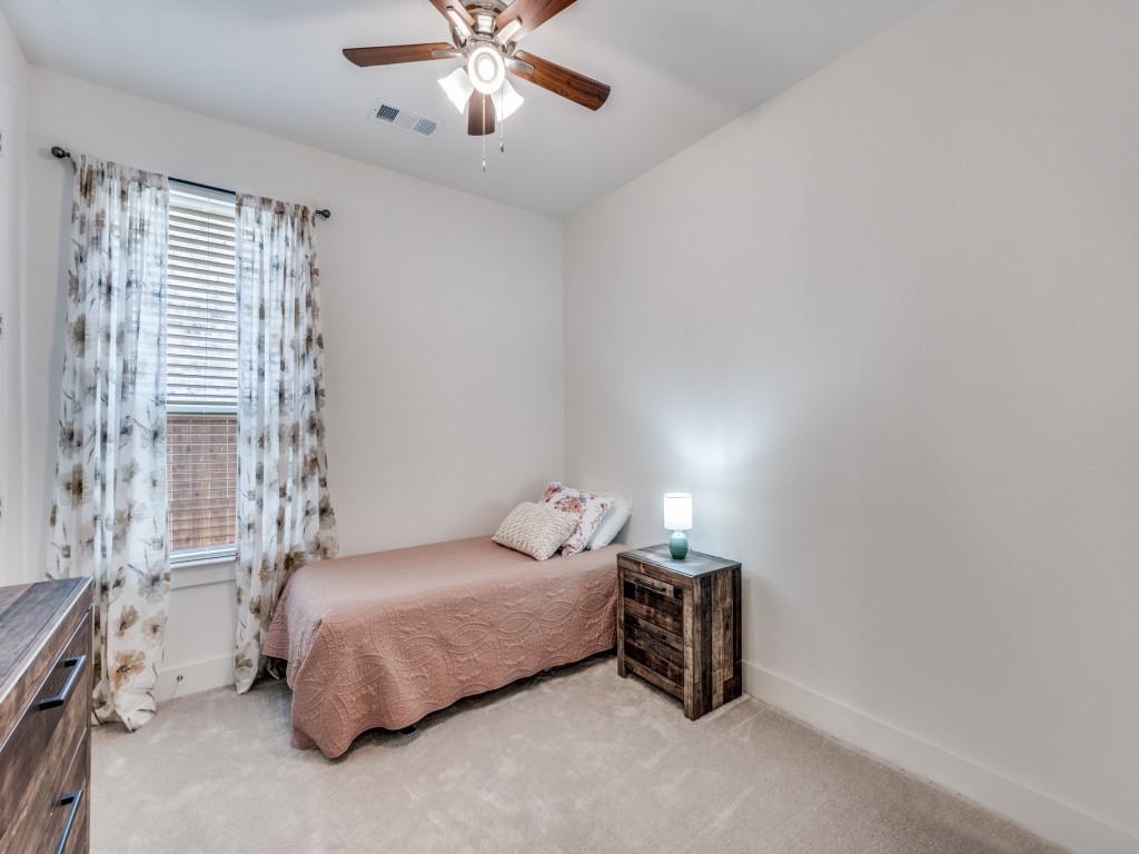 1808 Pelham Drive Aubrey TX 76227