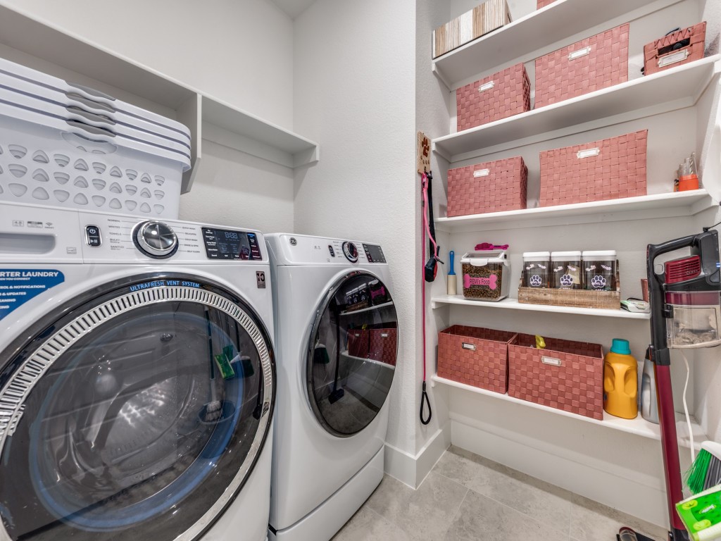 1808 Pelham Drive Aubrey TX 76227