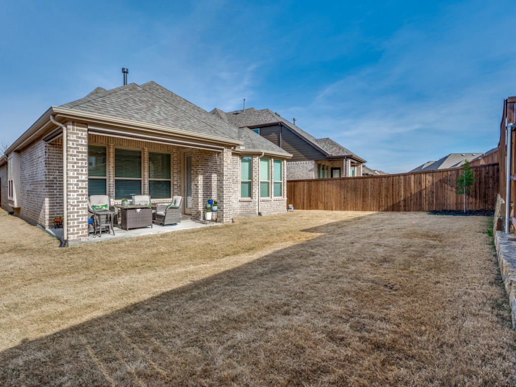 1808 Pelham Drive Aubrey TX 76227