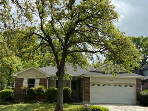 3808 Farmingdale Drive Arlington TX 76001