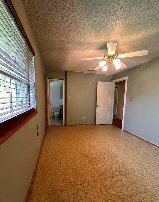 738 Cindy Lane Grand Prairie TX 75052