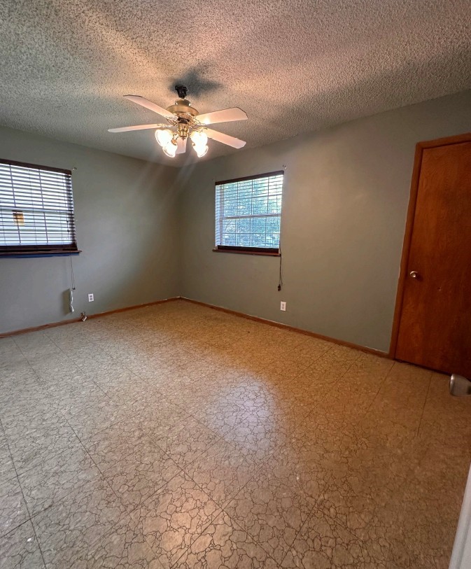 738 Cindy Lane Grand Prairie TX 75052