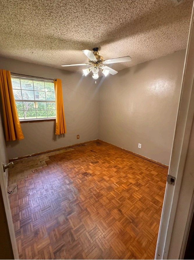 738 Cindy Lane Grand Prairie TX 75052