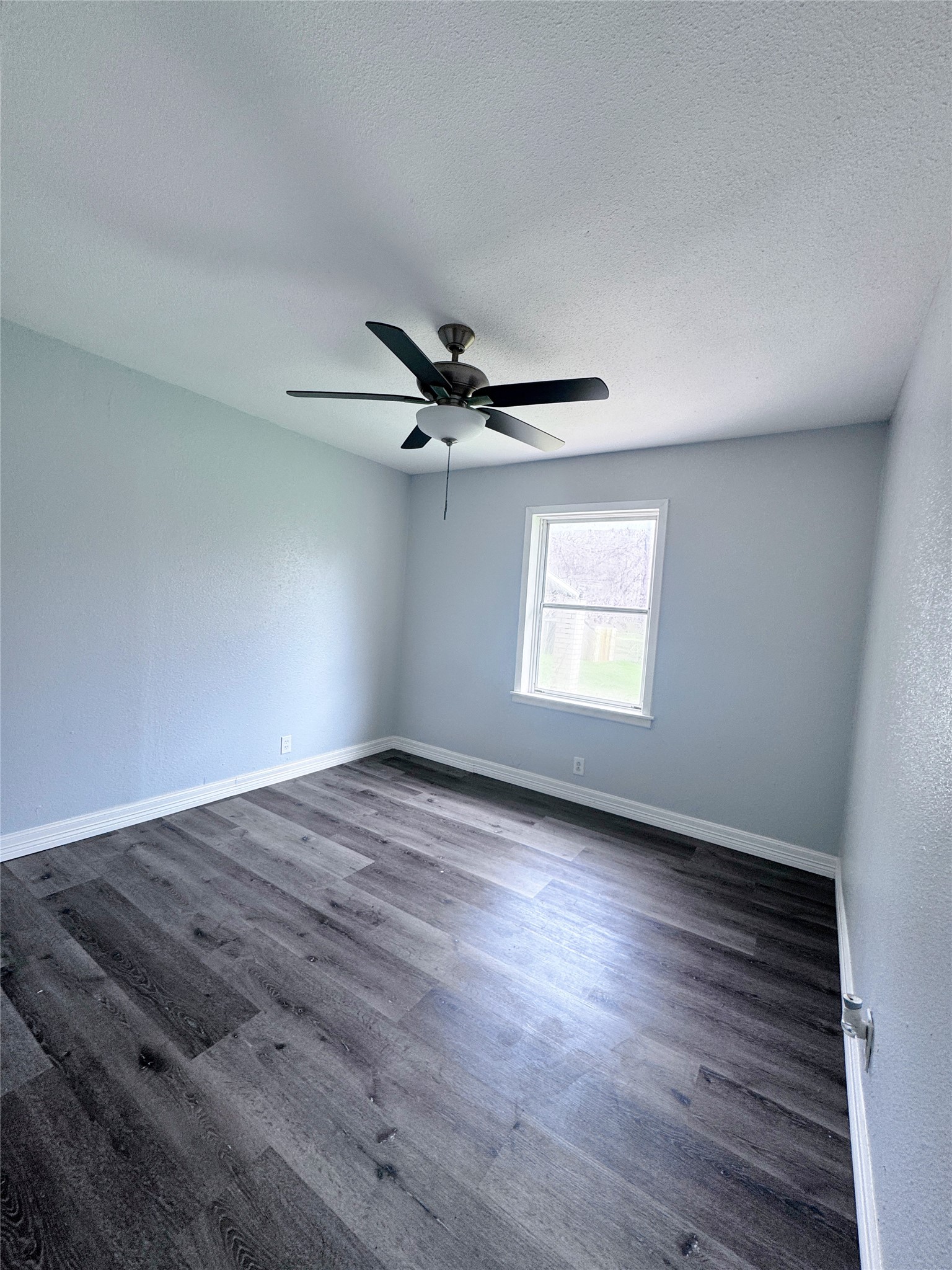 345 SW 16th Street Paris TX 75460
