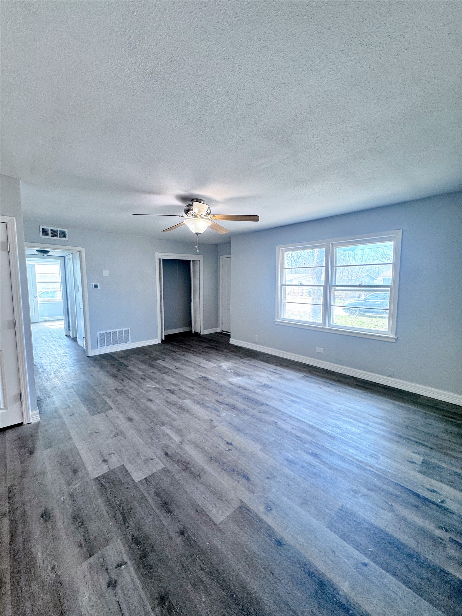 345 SW 16th Street Paris TX 75460