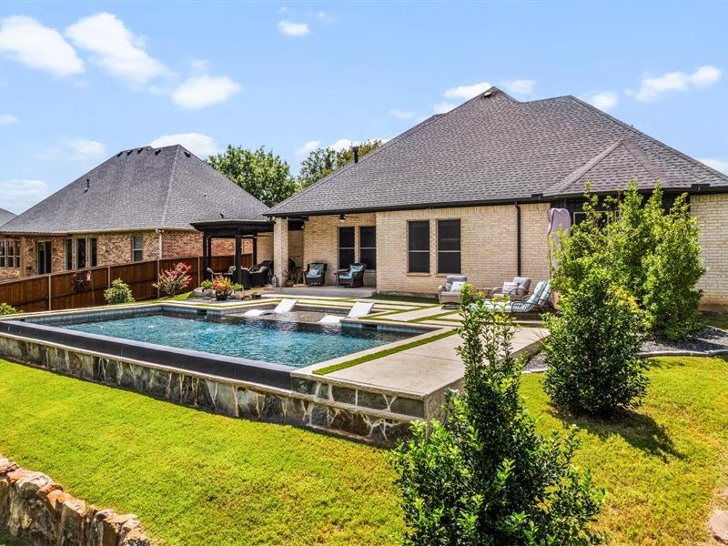 2212 Cold Creek Drive Denison TX 75020