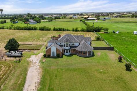 304 Southview Court Krum TX 76249