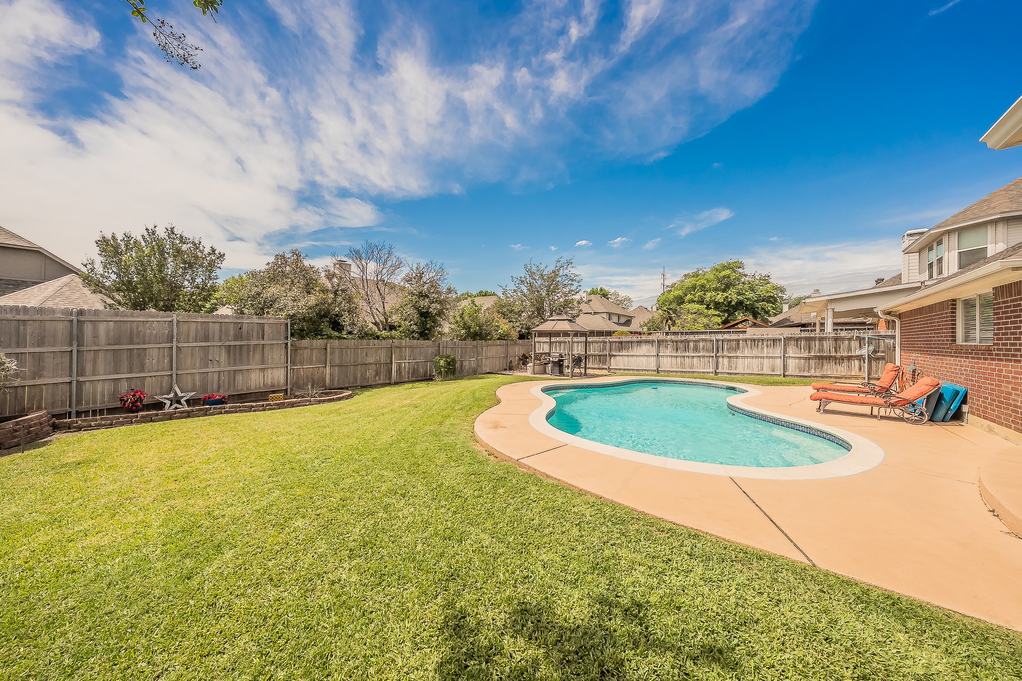 2720 Cedar Springs Court Bedford TX 76021
