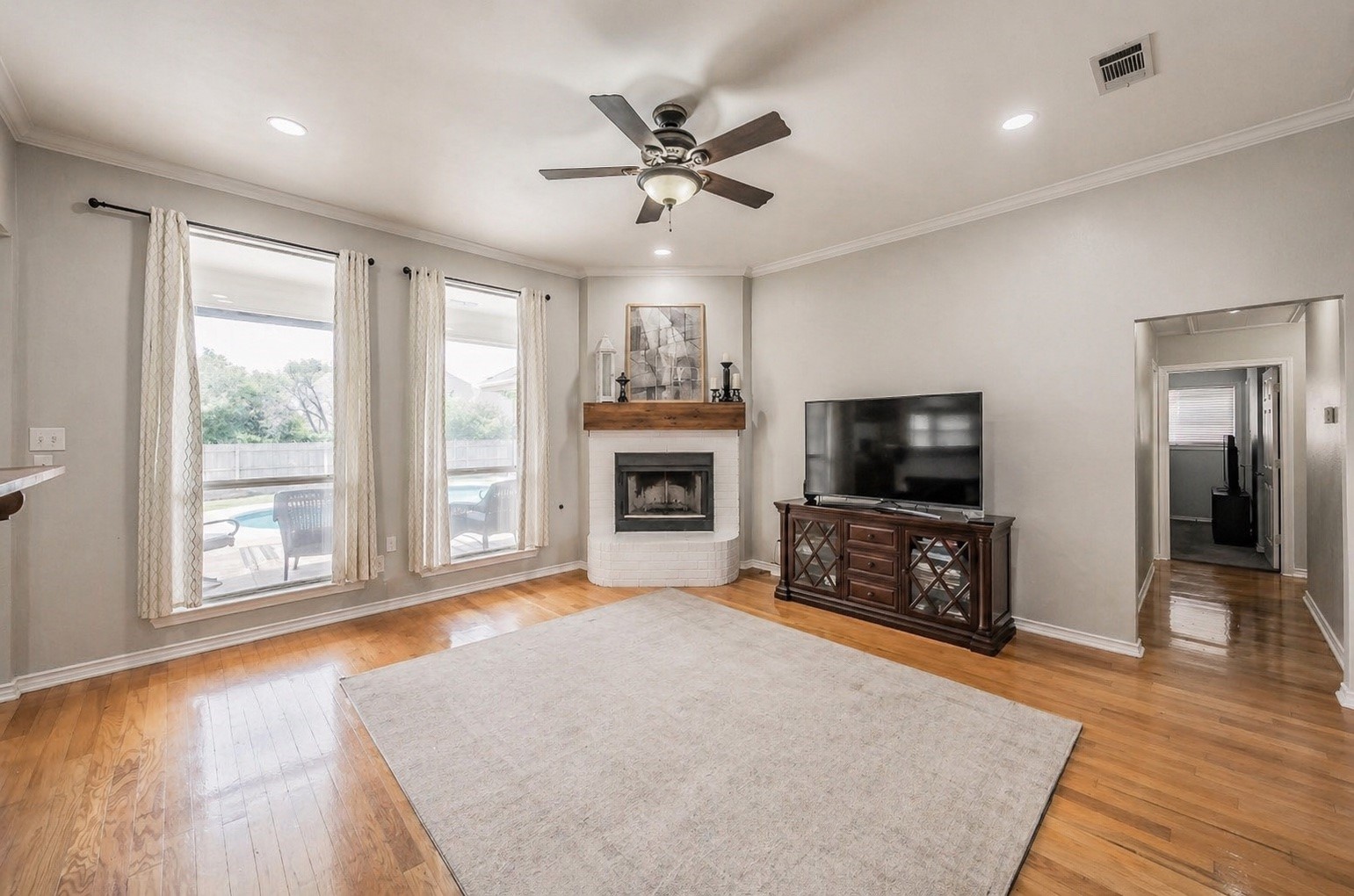 2720 Cedar Springs Court Bedford TX 76021