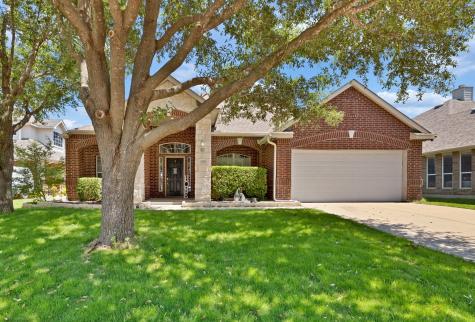 1308 Parkside Drive Mansfield TX 76063