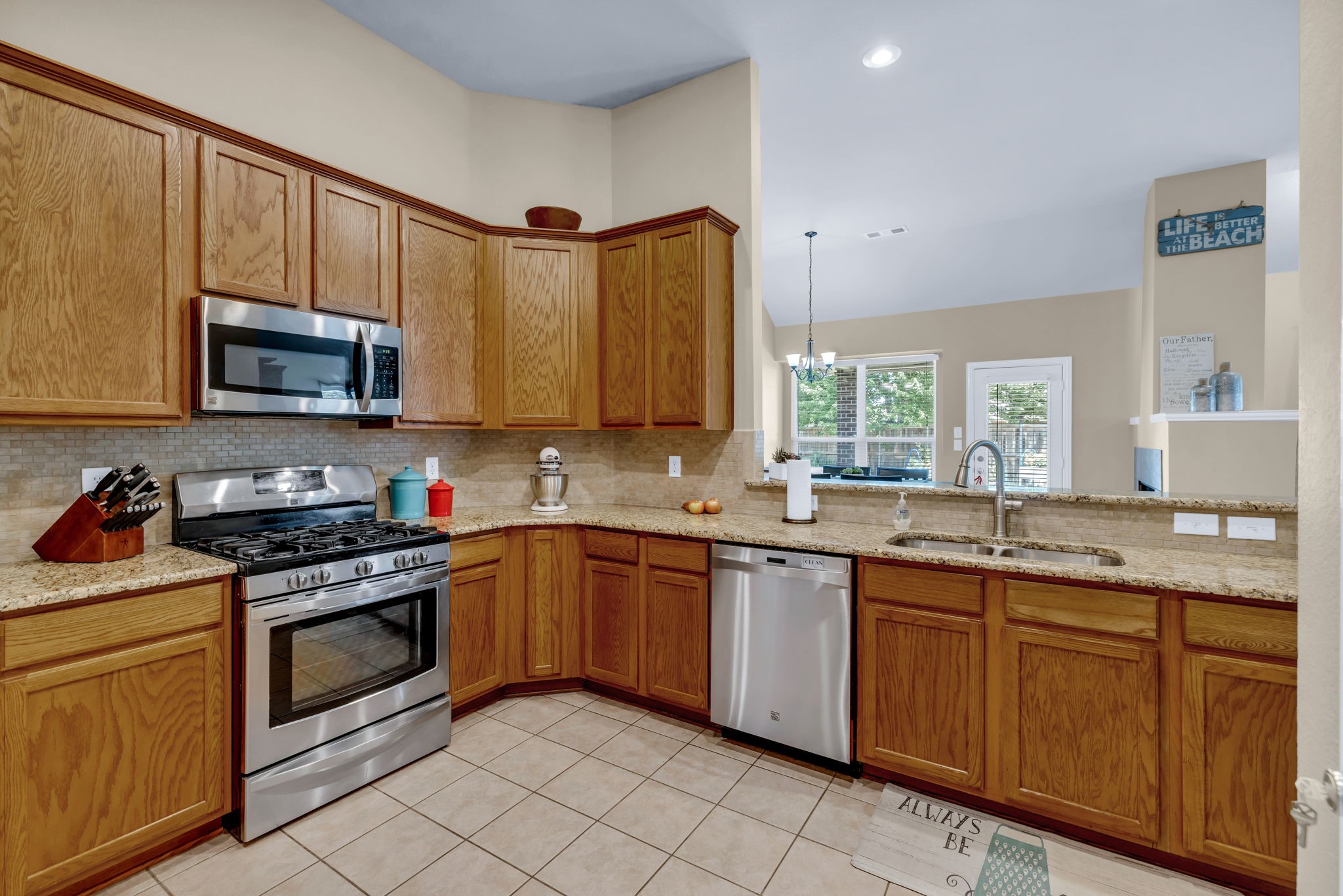 1308 Parkside Drive Mansfield TX 76063
