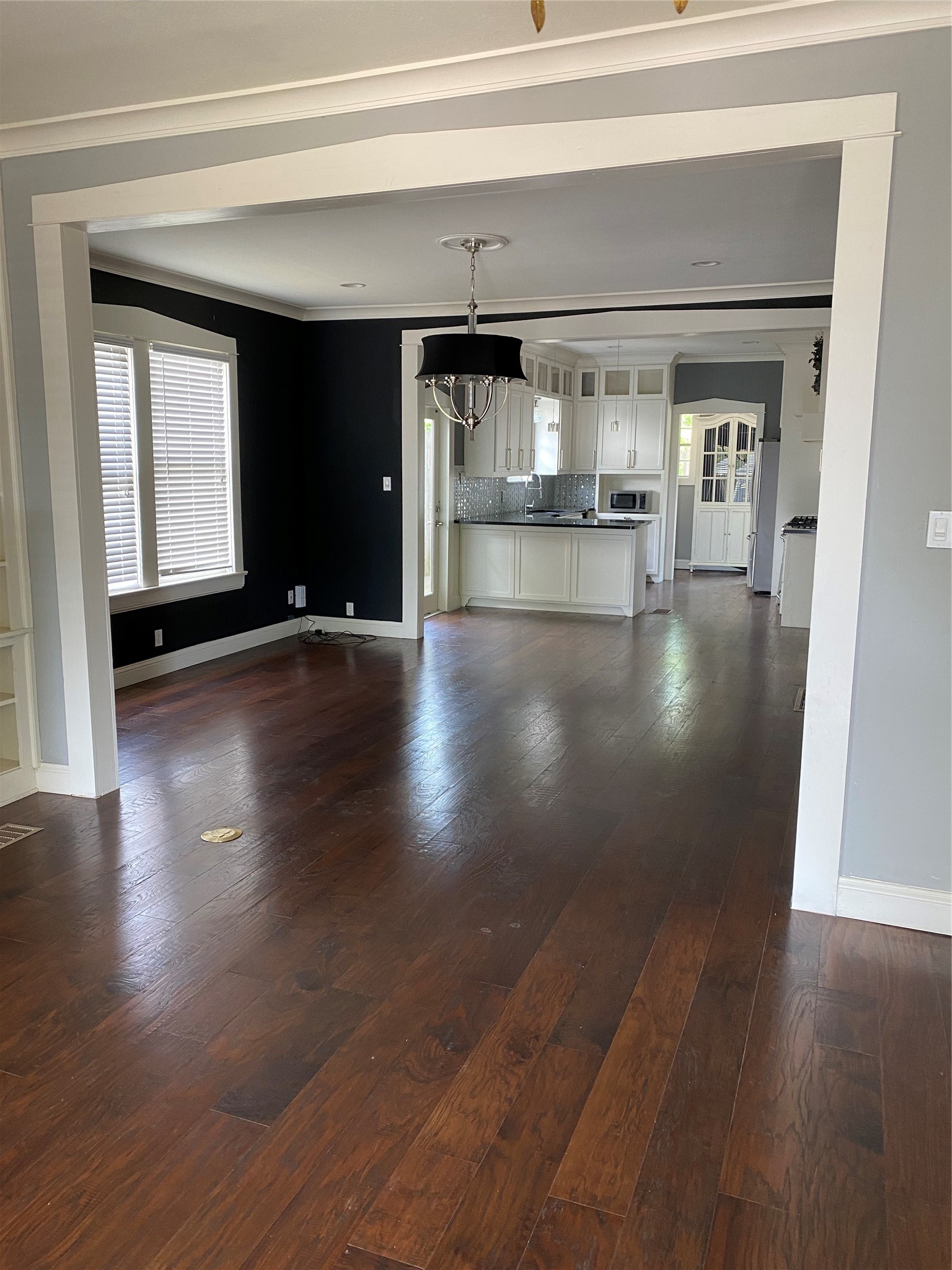 1511 S Adams Street Fort Worth TX 76104