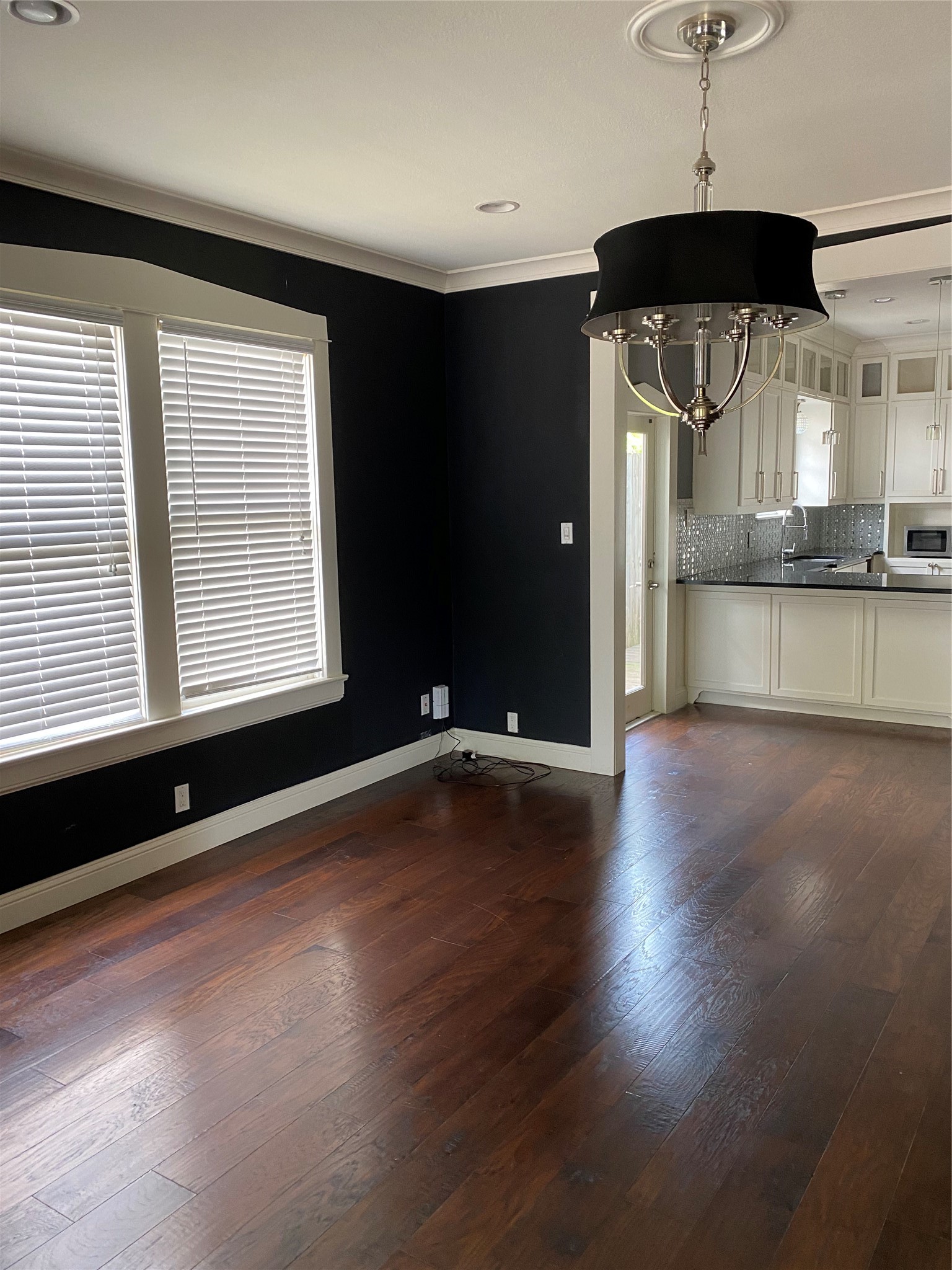 1511 S Adams Street Fort Worth TX 76104