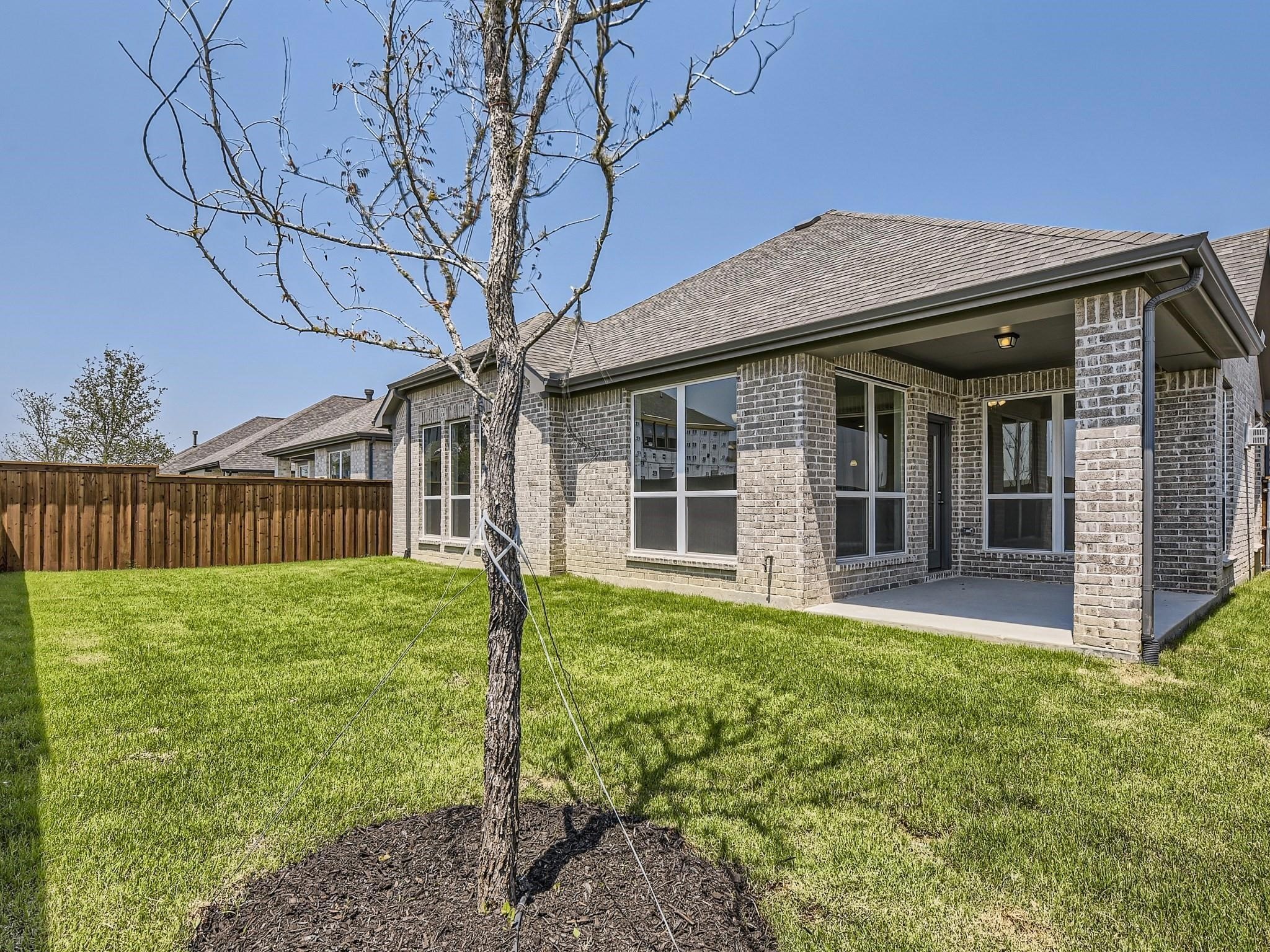 207 Buffalo Boulevard Rhome TX 76078